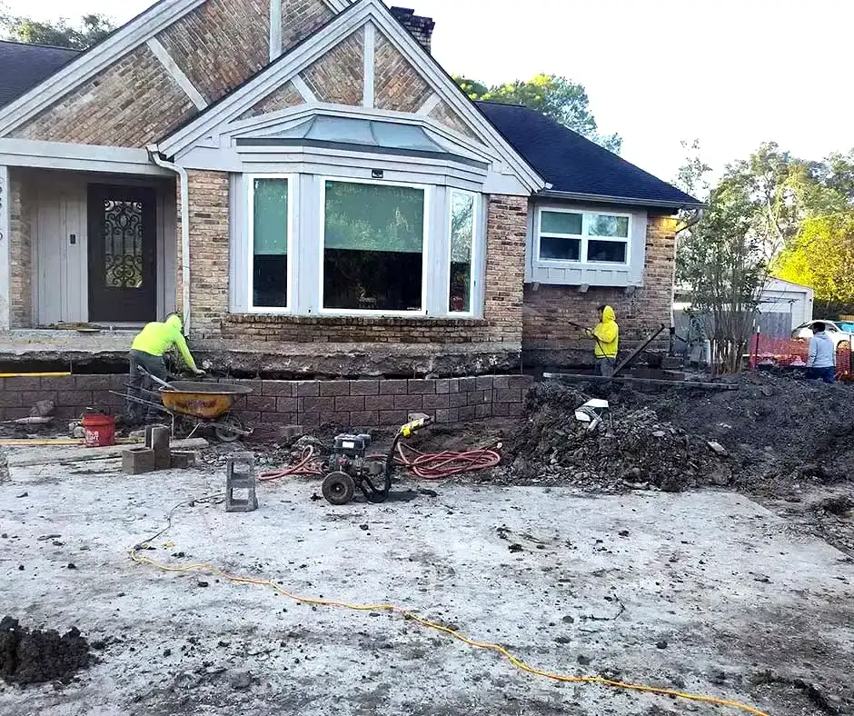 Front view of a house Foundation Repair Orlando, FL